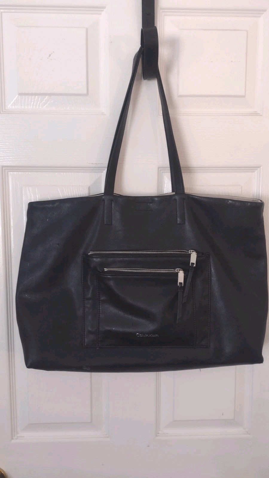 Calvin Klein Black 90s Tote Shoulder Bag Zip Closure Outer Pockets Silver Pouch