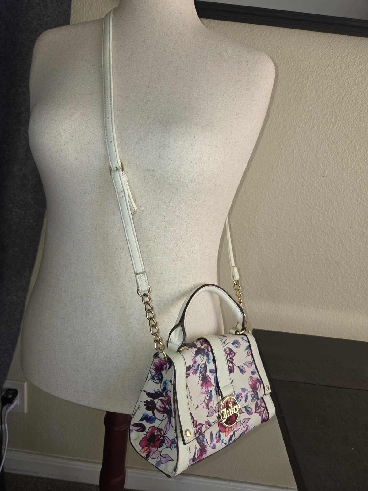 Juicy Couture White Floral Mini Crossbody Bag Gold Chain Strap
