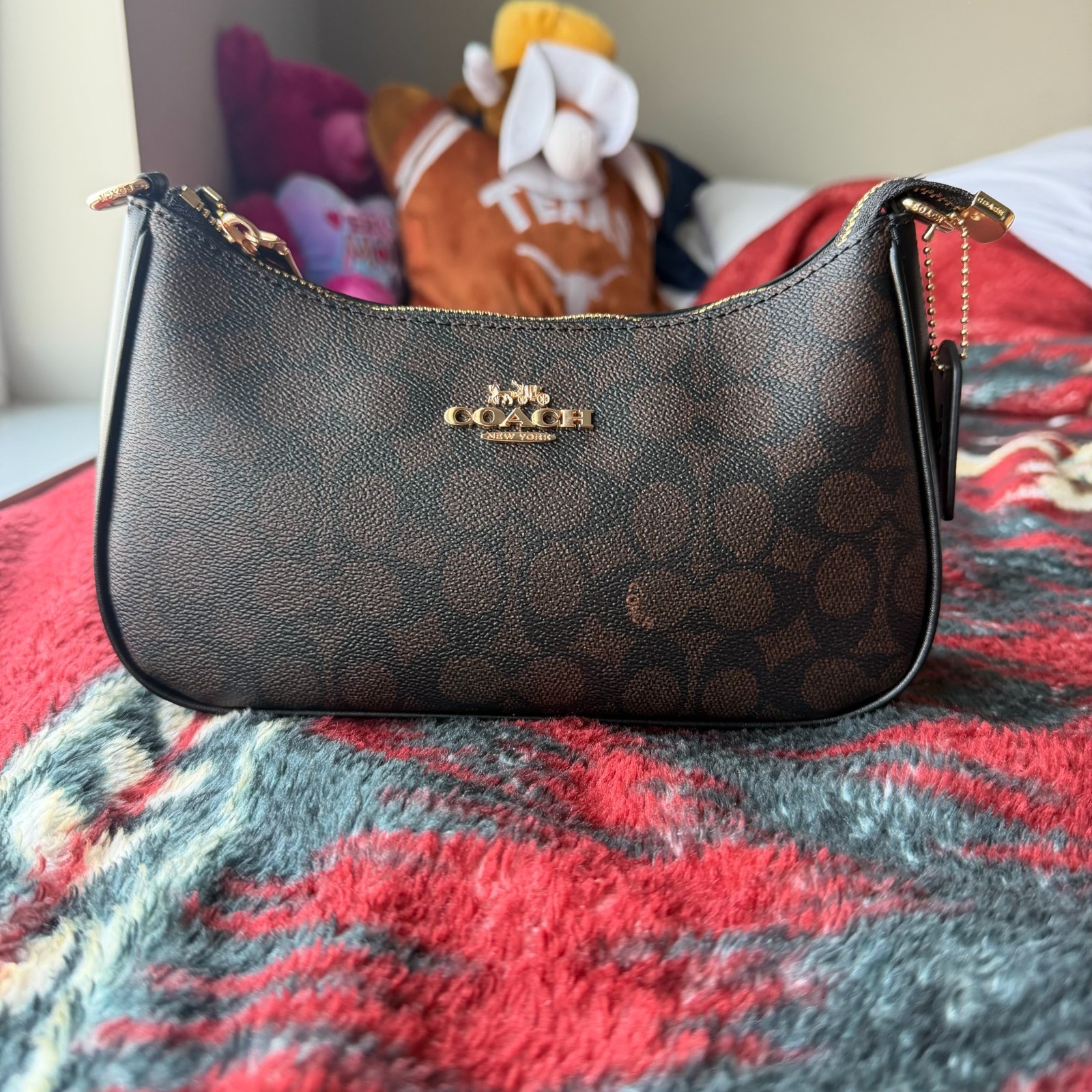COACH Teri Shoulder Bag In Signature Canvas Walnut Black Brand New