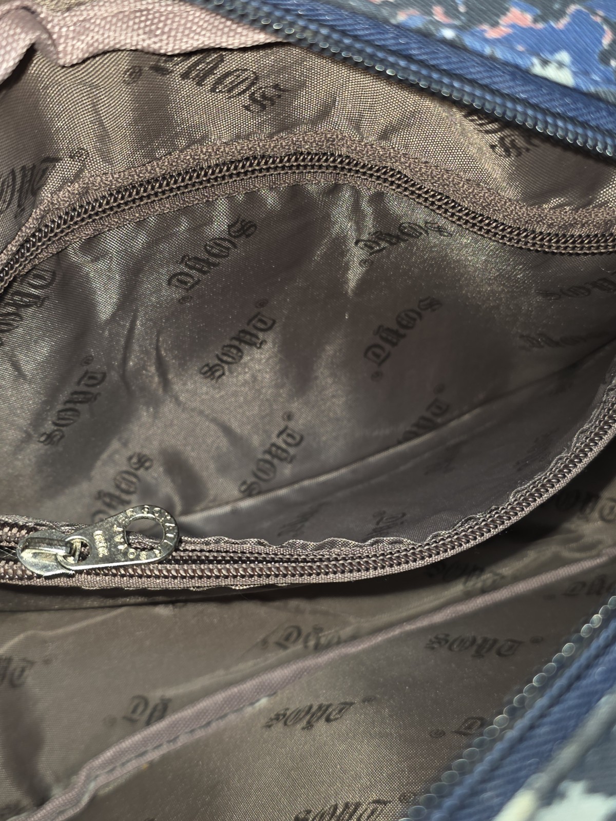 Suoyate Nylon Crossbody Bag 4 Outside Pockets, Divider, 2 Inner Zip Pockets
