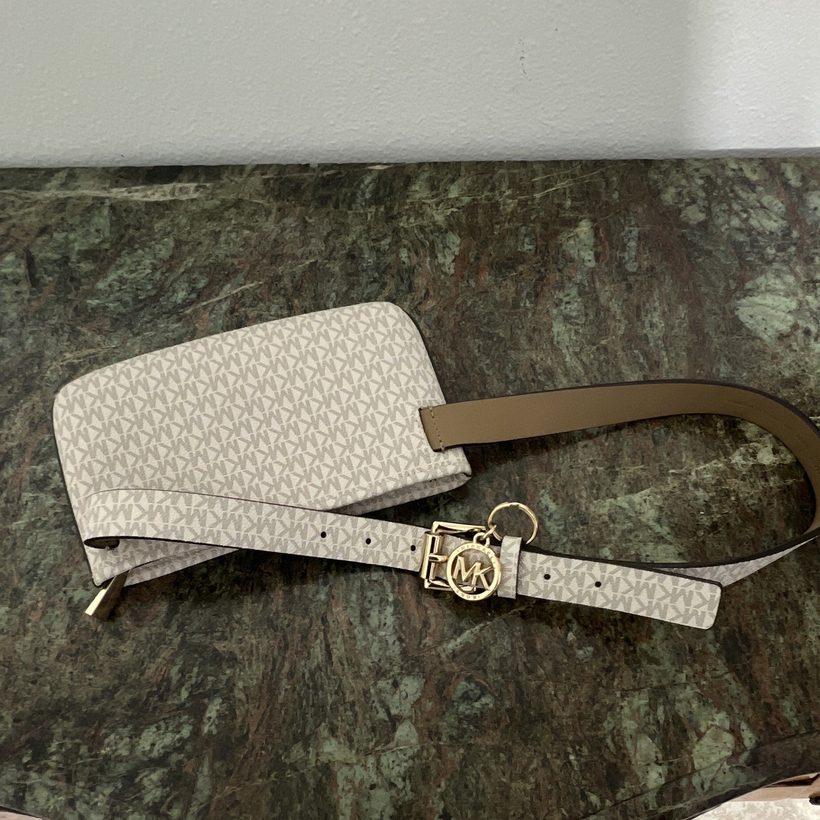Michael Kors Logo Stripe Crossbody Bag Gold-Tone Hardware Brand Charm Women’s