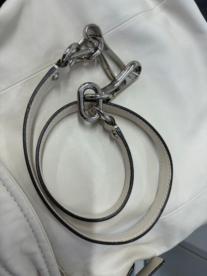 Coach White Shoulder Bag Silver Logo Hardware Zip Belt 30cm Womens 11.8in 80