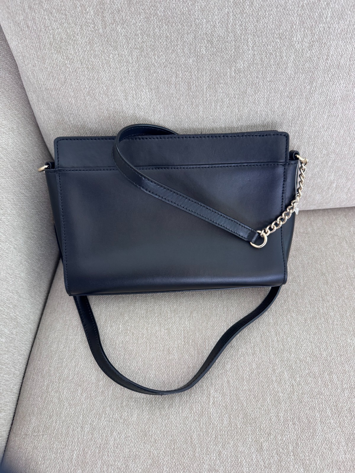 Kate Spade New York Quinn black gold chain bow purse clutch small handbag NWT