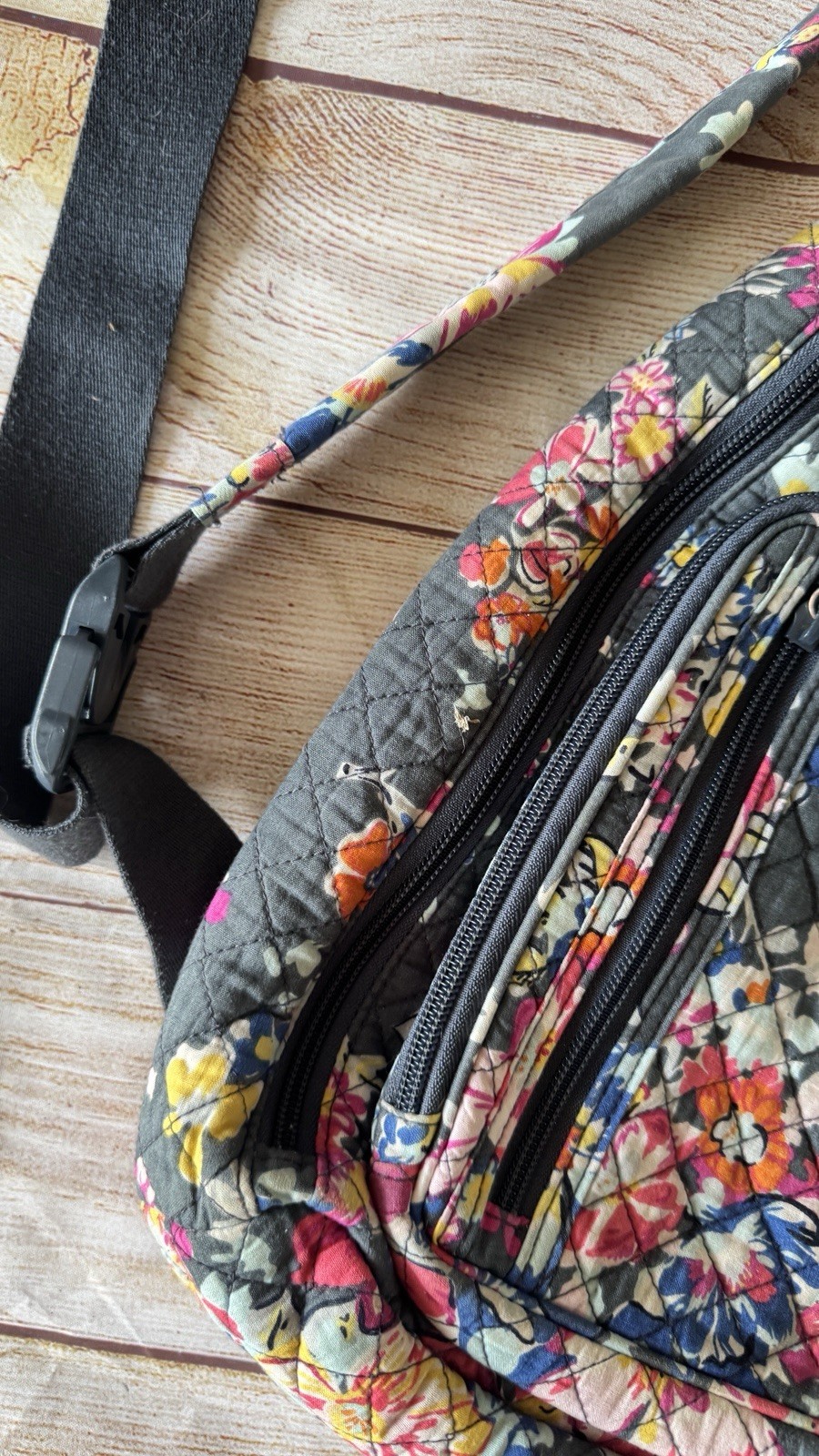 Vera Bradley Sling Backpack Pretty Posies Gray Pink Multi Floral Quilted Iconic