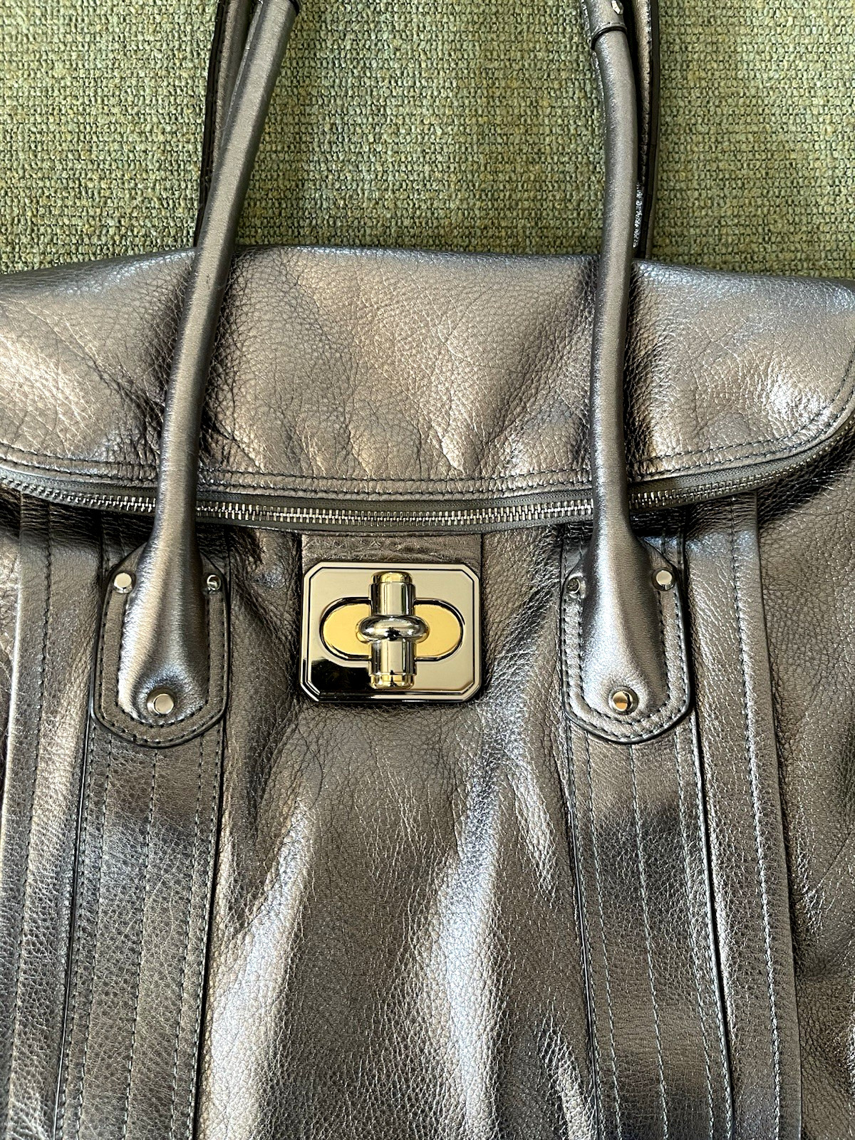 B MAKOWSKY Silver Leather Folding Handbag Purse Satchel Big Travel Tote 16 x 12