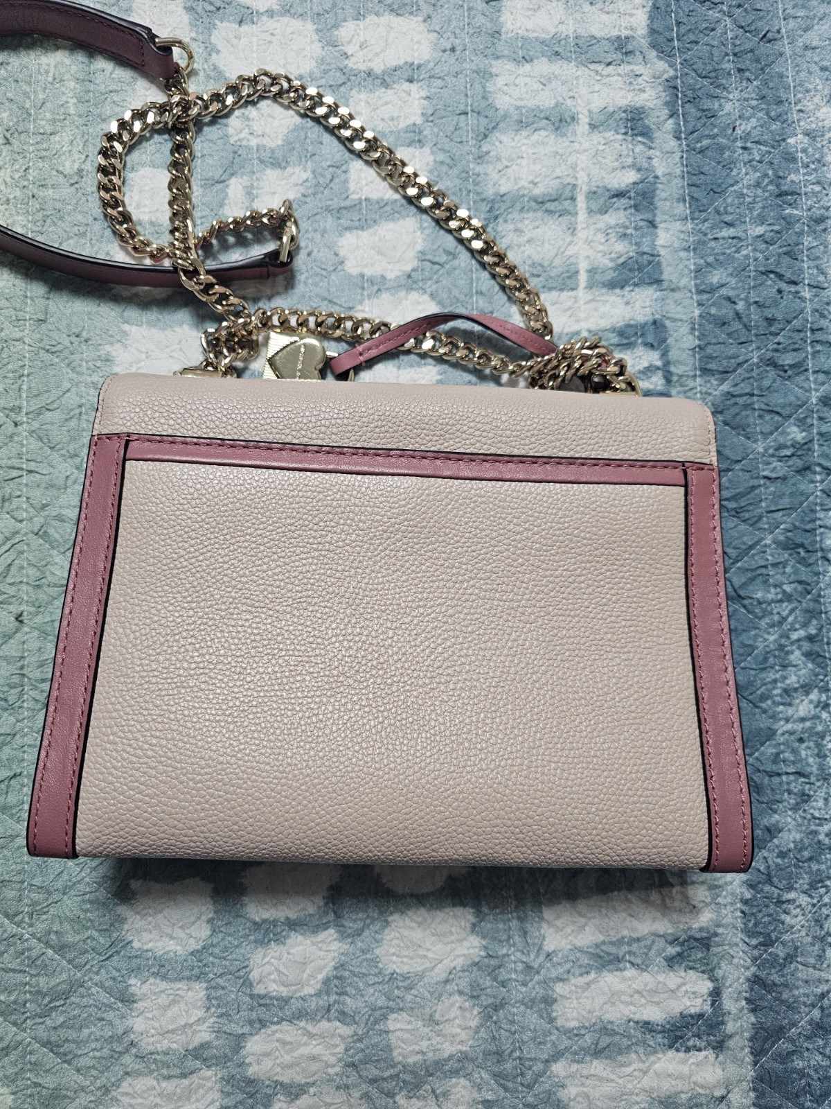 New Michael Kors Whitney bicolor leather small shoulder bag soft pink gold chain