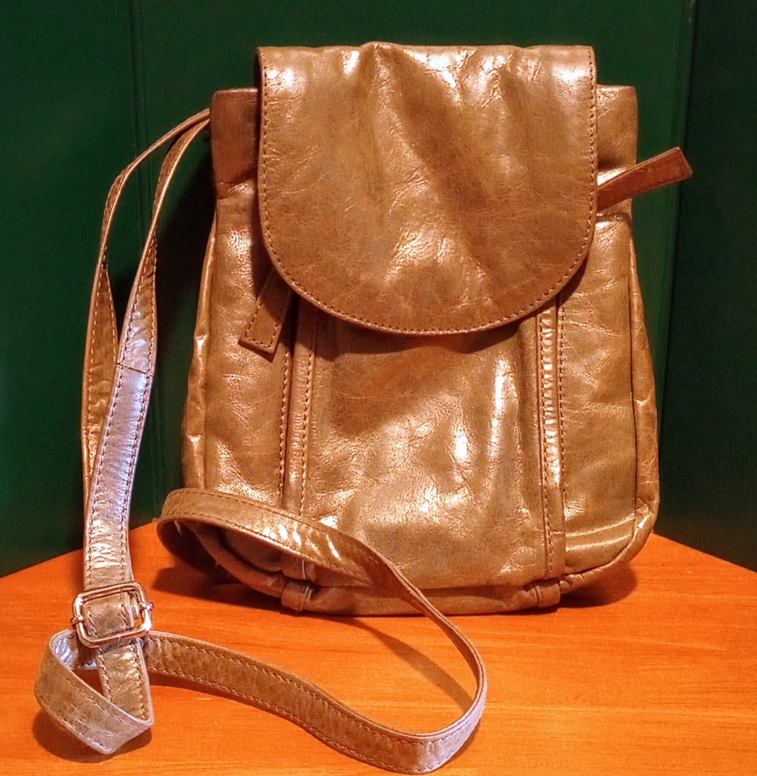 Vintage Latico Olive Green Crossbody Soft Supple Leather Purse pre-owned