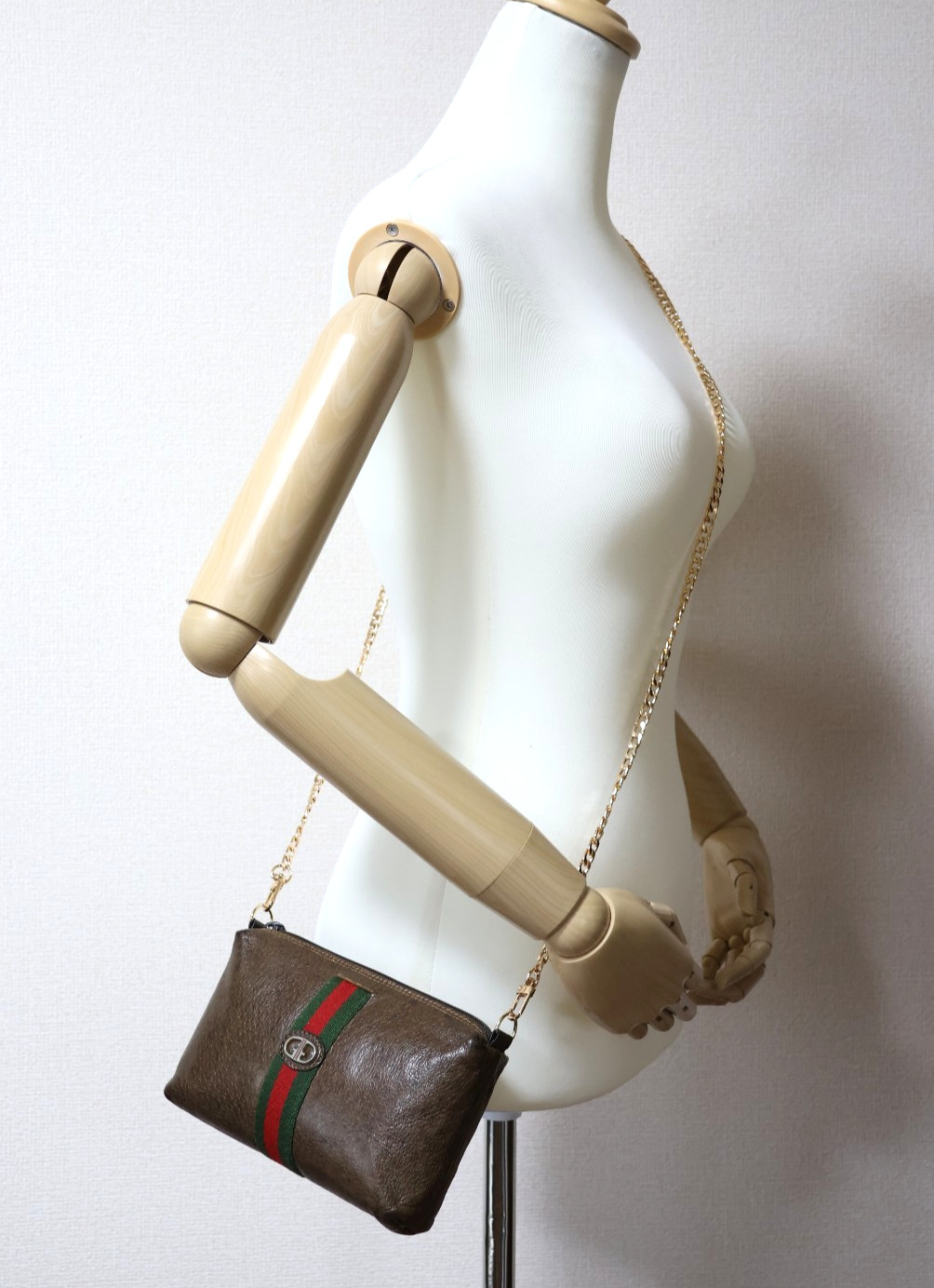 GUCCI VINTAGE Web Stripe Shoulder Bag Chain Strap Leather Brown Rare Authentic
