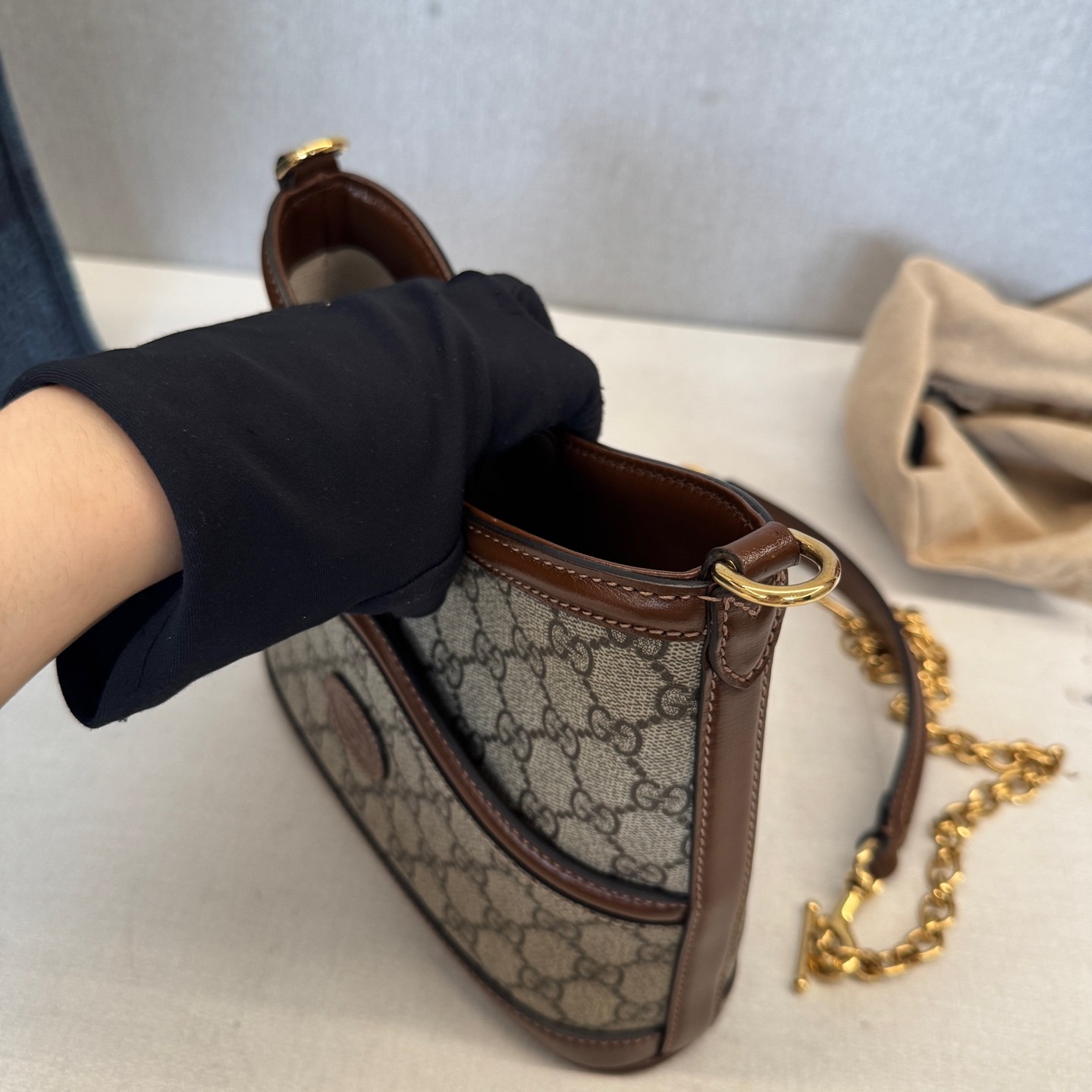 Gucci Interlocking G Normal Size Beige Brown Canvas Calfskin 3Way Bag US Ship