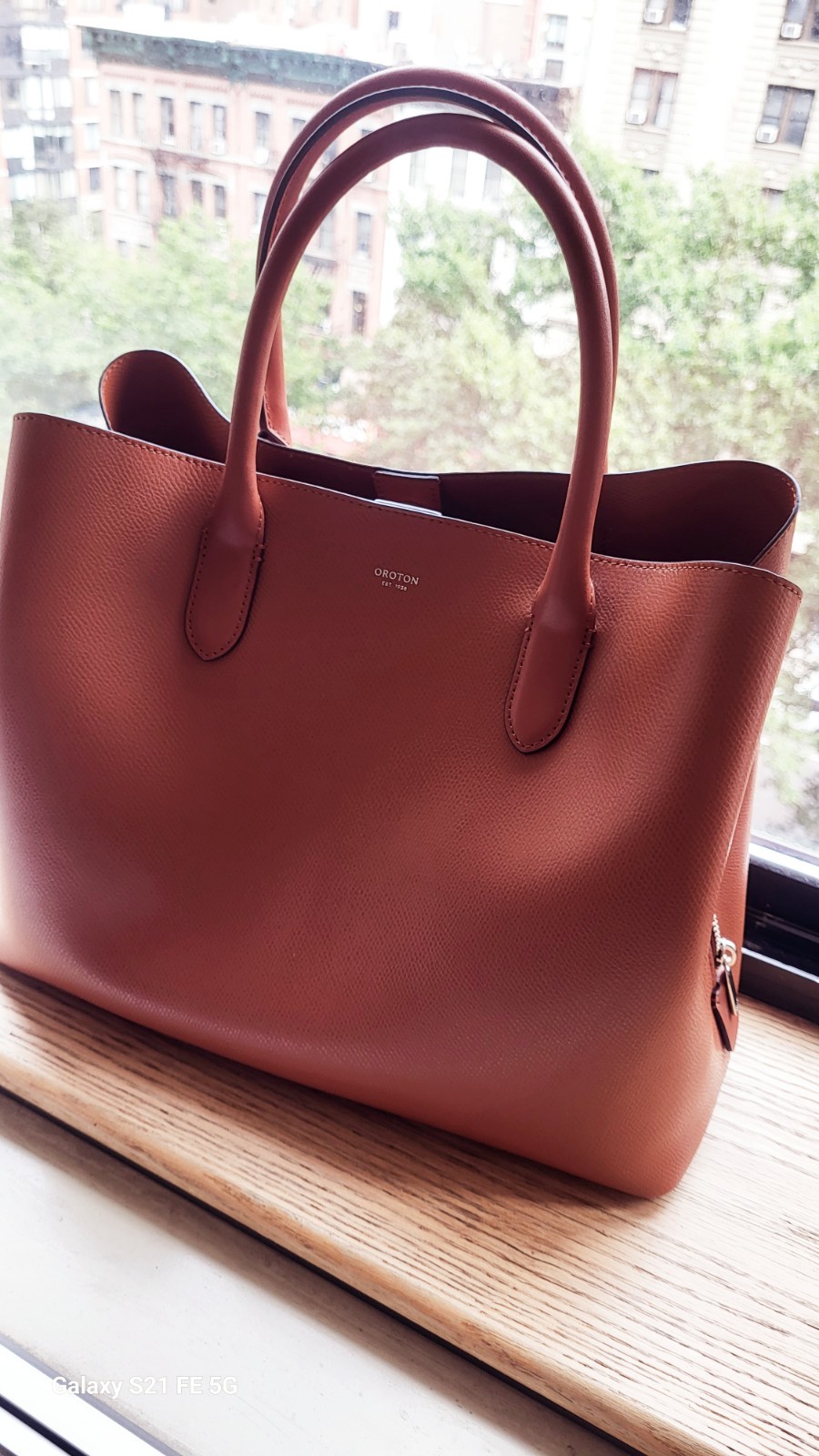 Oroton Muse Three Pocket Day Bag. NWOT $395. Retails for $660