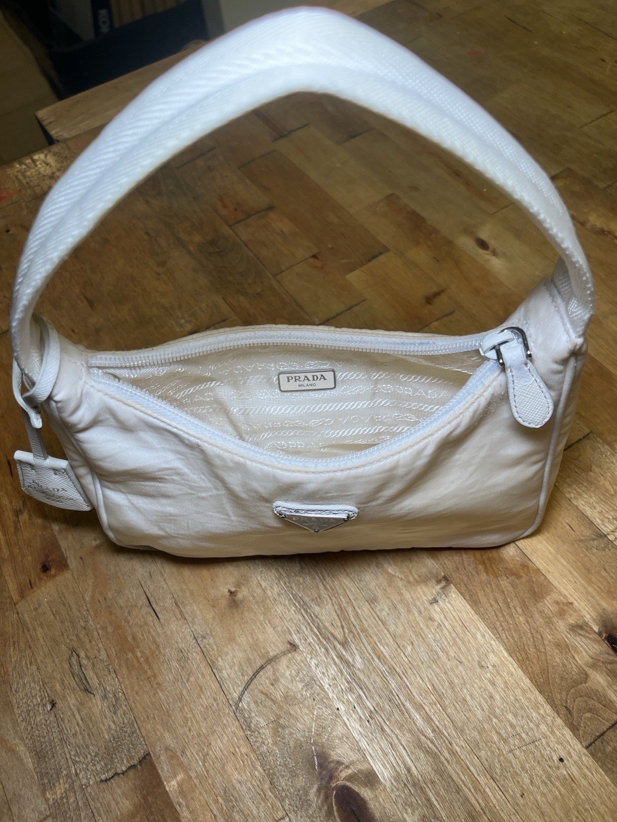 Prada White Shoulder Bag with Silver-Tone Logo Re-Nylon Re-Edition 2000 Mini-Bag