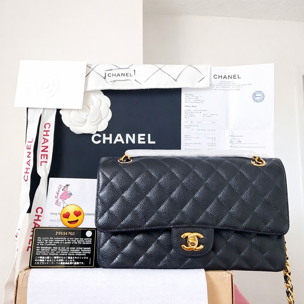 $11,700 CHANEL Classic Medium double Flap Bag black ca.viar gold hw Receipt 2019