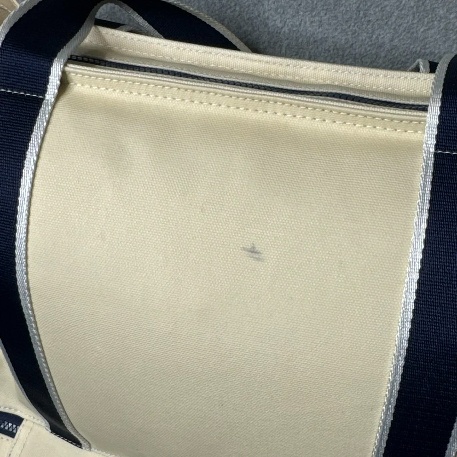 Vineyard Vines x Target Large Canvas Tote Bag Cream Navy Beach Travel Zip Pouch