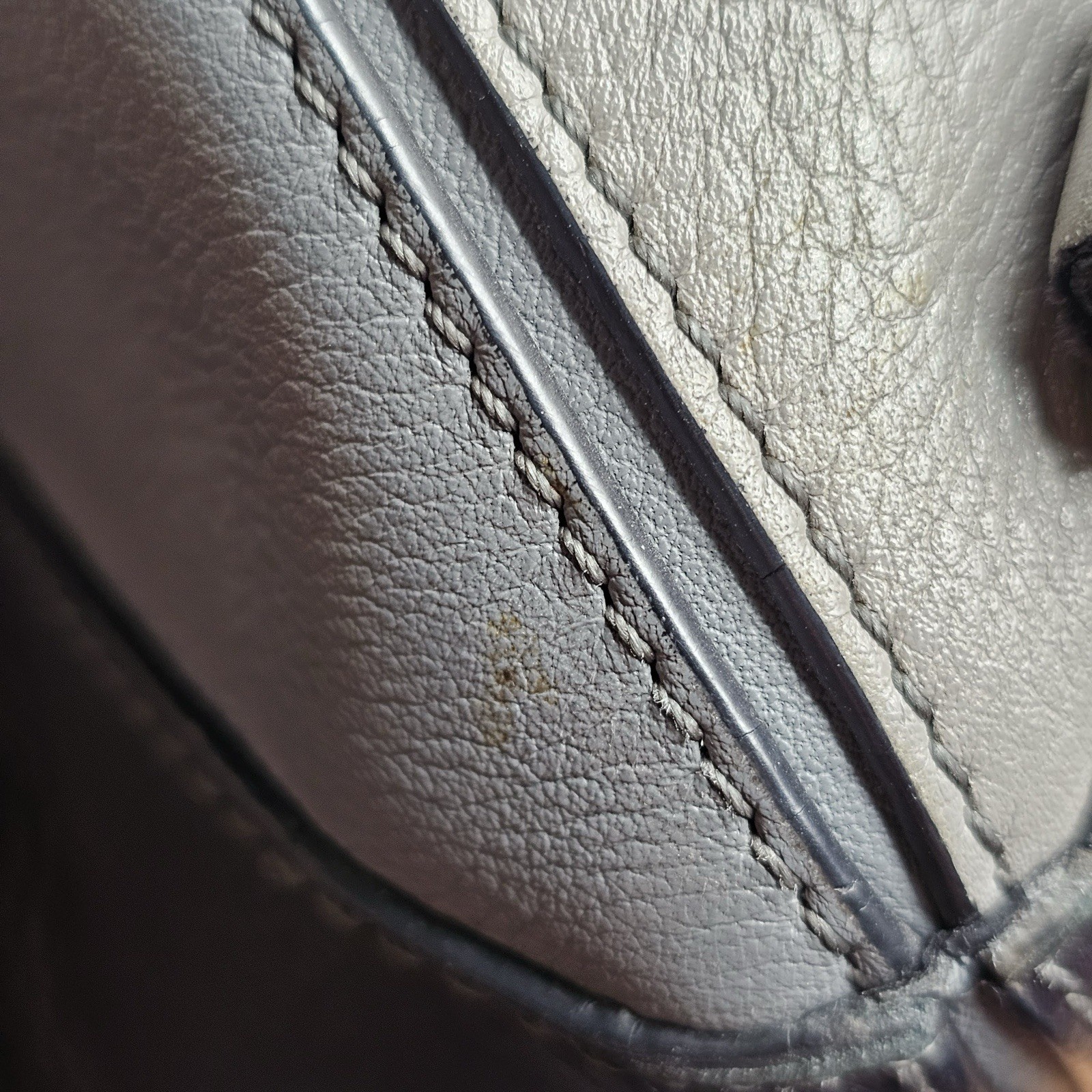 Loewe Puzzle Medium Leather Bag Black Gray Top Handle Crossbody Gold HW