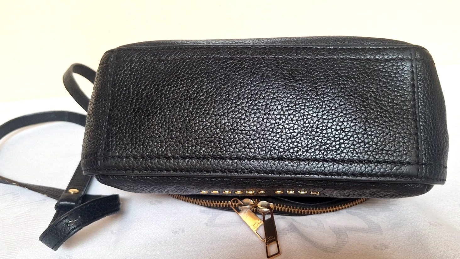 Marc Jacobs The Groove Black Pebble Leather Crossbody Messenger Bag