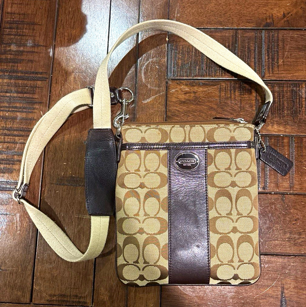 Coach Signature Logo Small Crossbody Bag Beige/Brown Zip, Detachable Strap