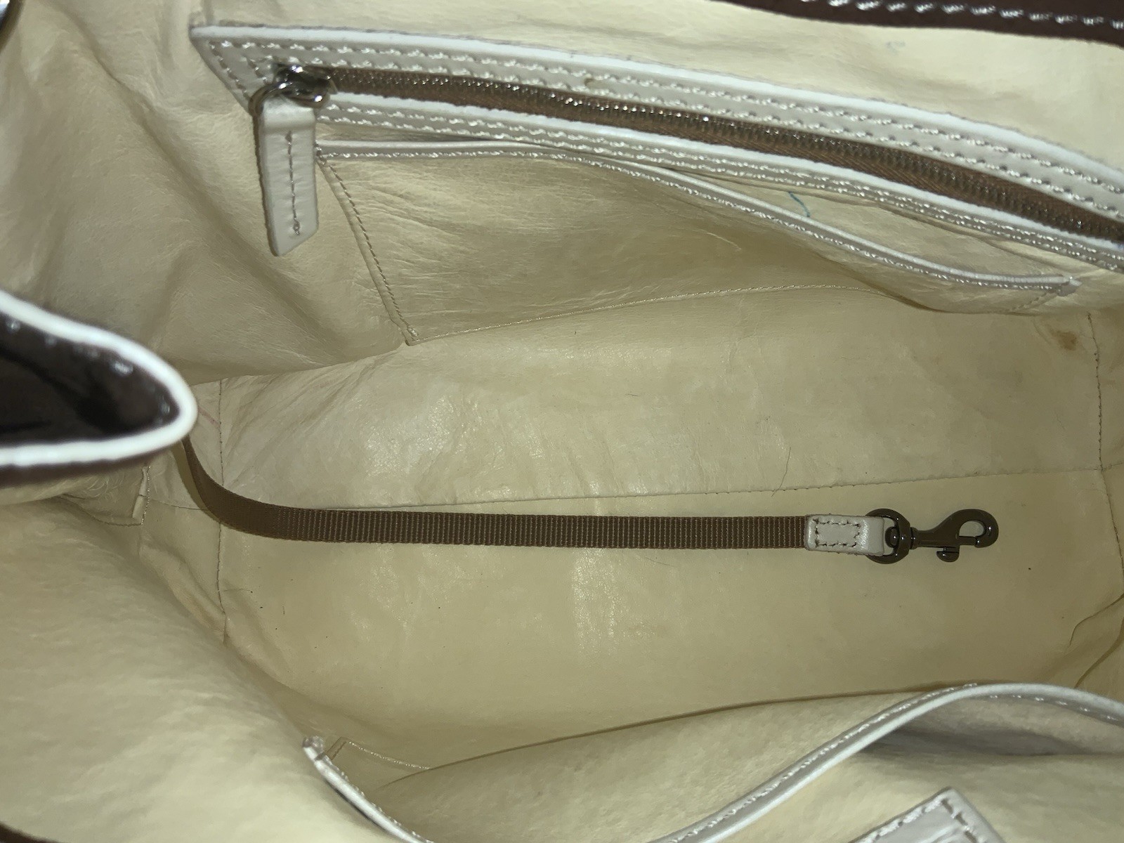 Dooney & Bourke Florentine Toscana Side Zip Satchel in BONE w/Strap & Dust Bag
