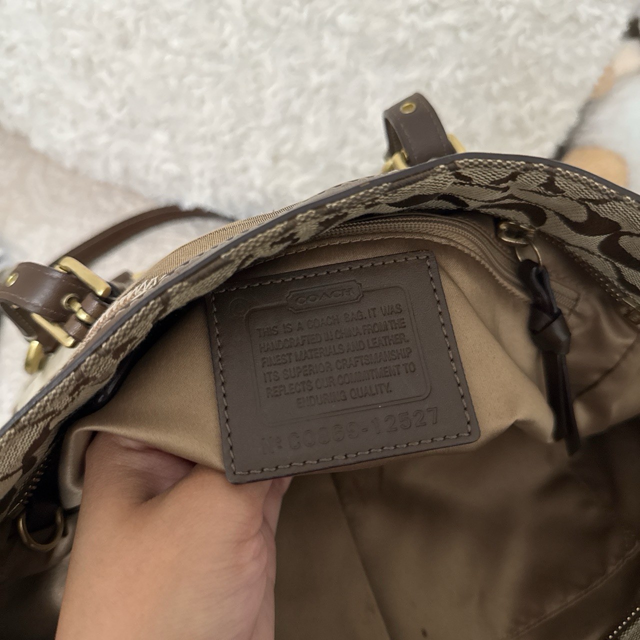 Coach Signature Patchwork Tote Brown Beige Zip Top Double Handles Pockets