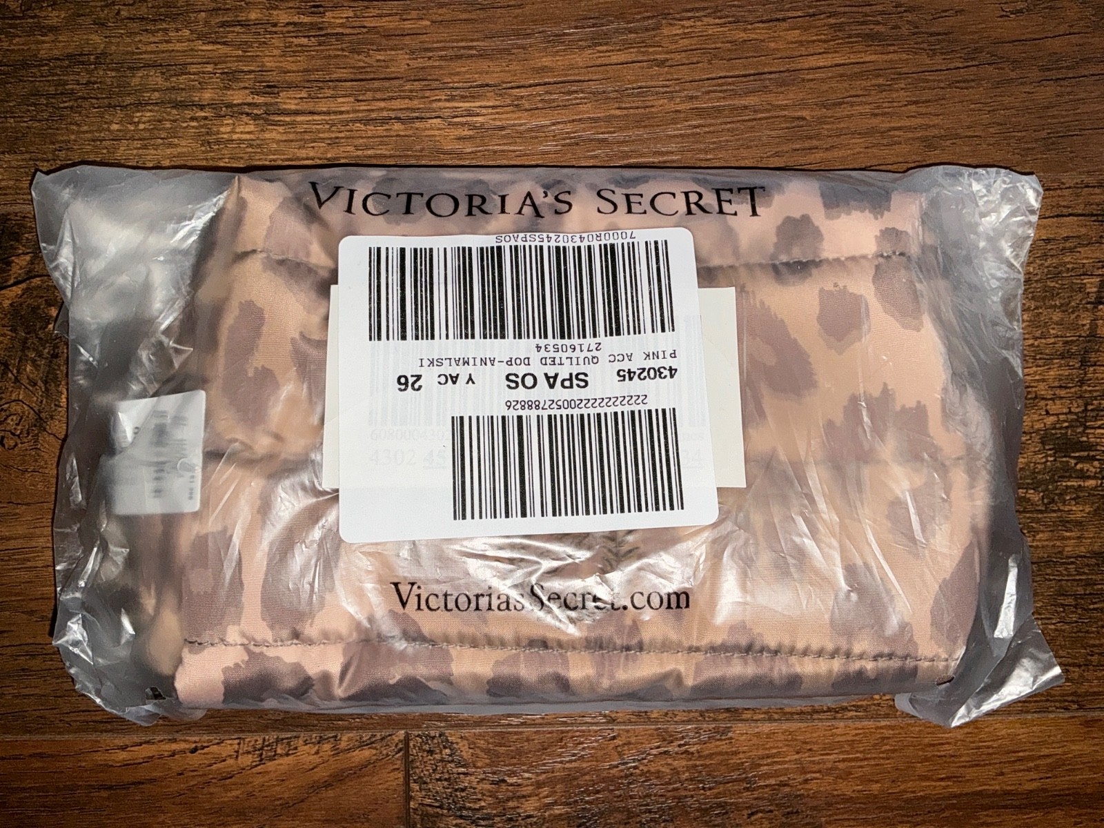 Victoria’s Secret Pink 5″ x 7.5″ Leopard Quilted Puffer Zip Top Makeup Bag NWT