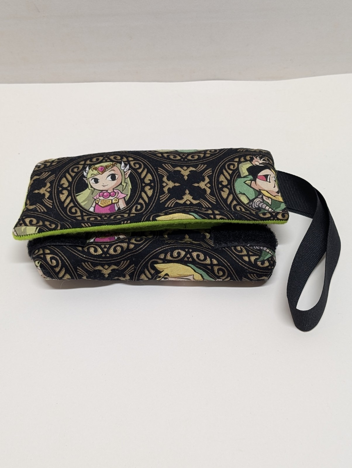 Legend of Zelda Link Princess Zelda homemade Wristlet or Ds lite holder/carrier