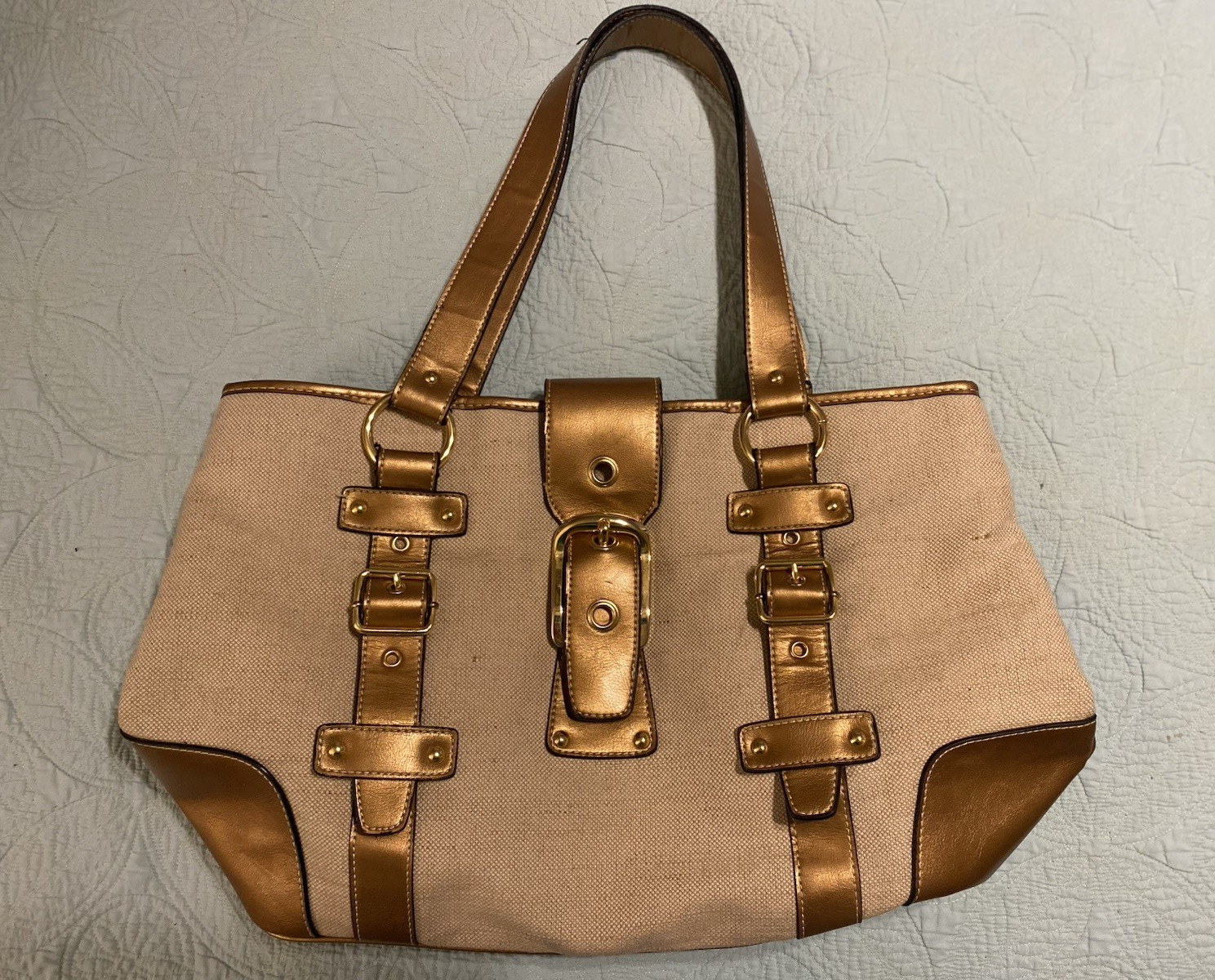 Amanda Smith Beige/Bronze Tote, Double Handles, Buckle, Gold hardware vintage