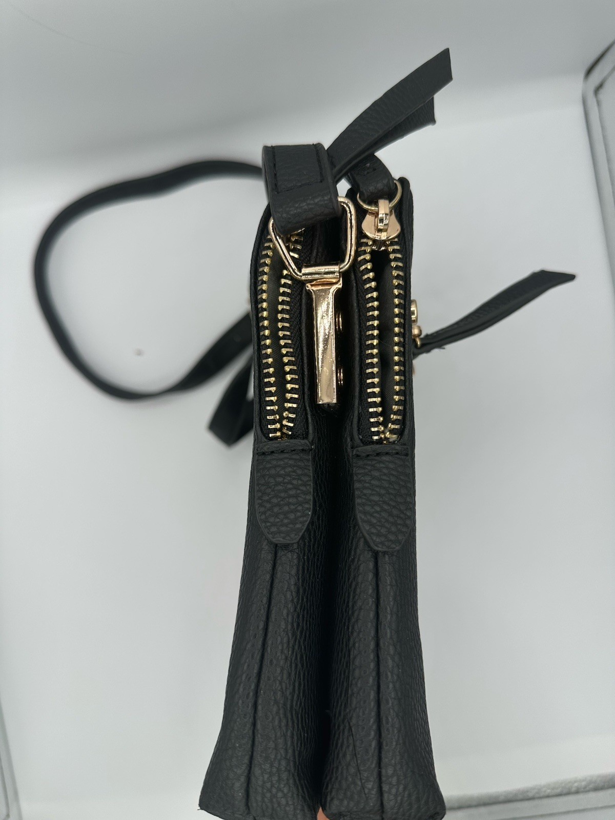SevenDays Black Pebbled Shoulder Bag | Gold Hardware | Zip Closure