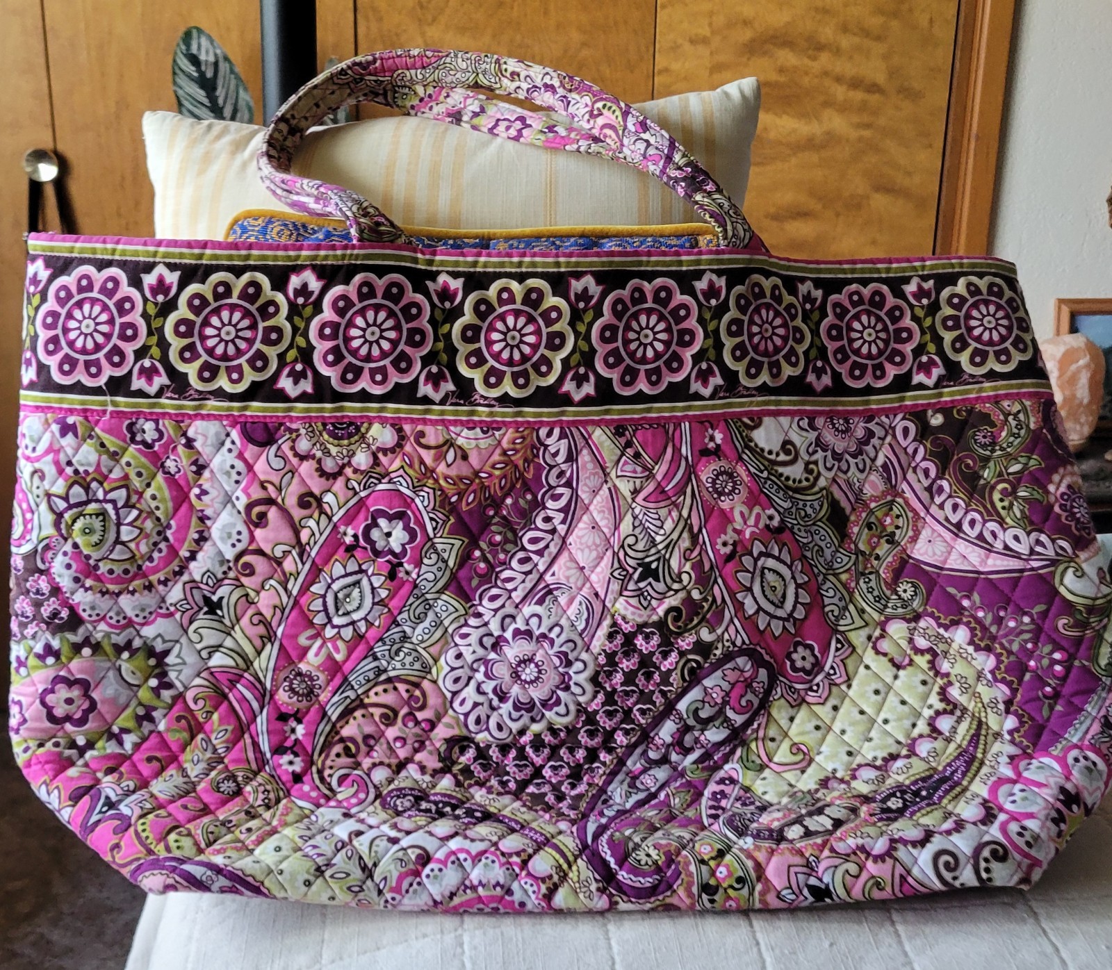 Vera Bradley Retired Paisley Very Berry Pattern Extra Large Shoulder Tote