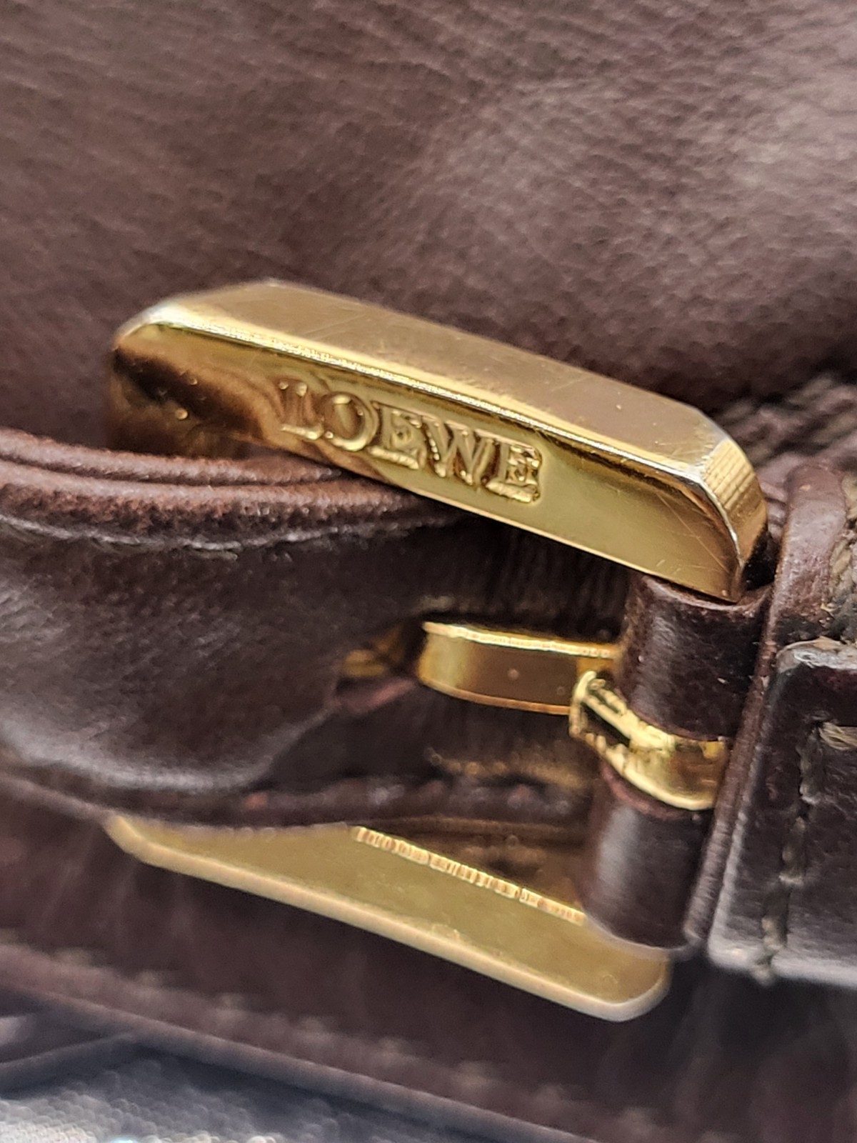 RARE Vtg Authentic Loewe Anagram Logo Brown Nappa Leather Crossbody Handbag