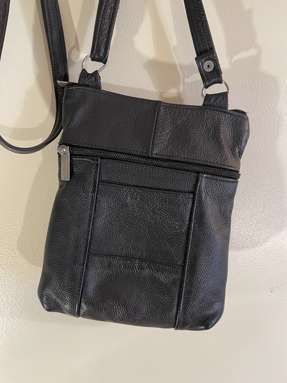 Unbranded Heavy Pebbled Leather Black Crossbody Purse Bag Made In Mexico 8 1/2”