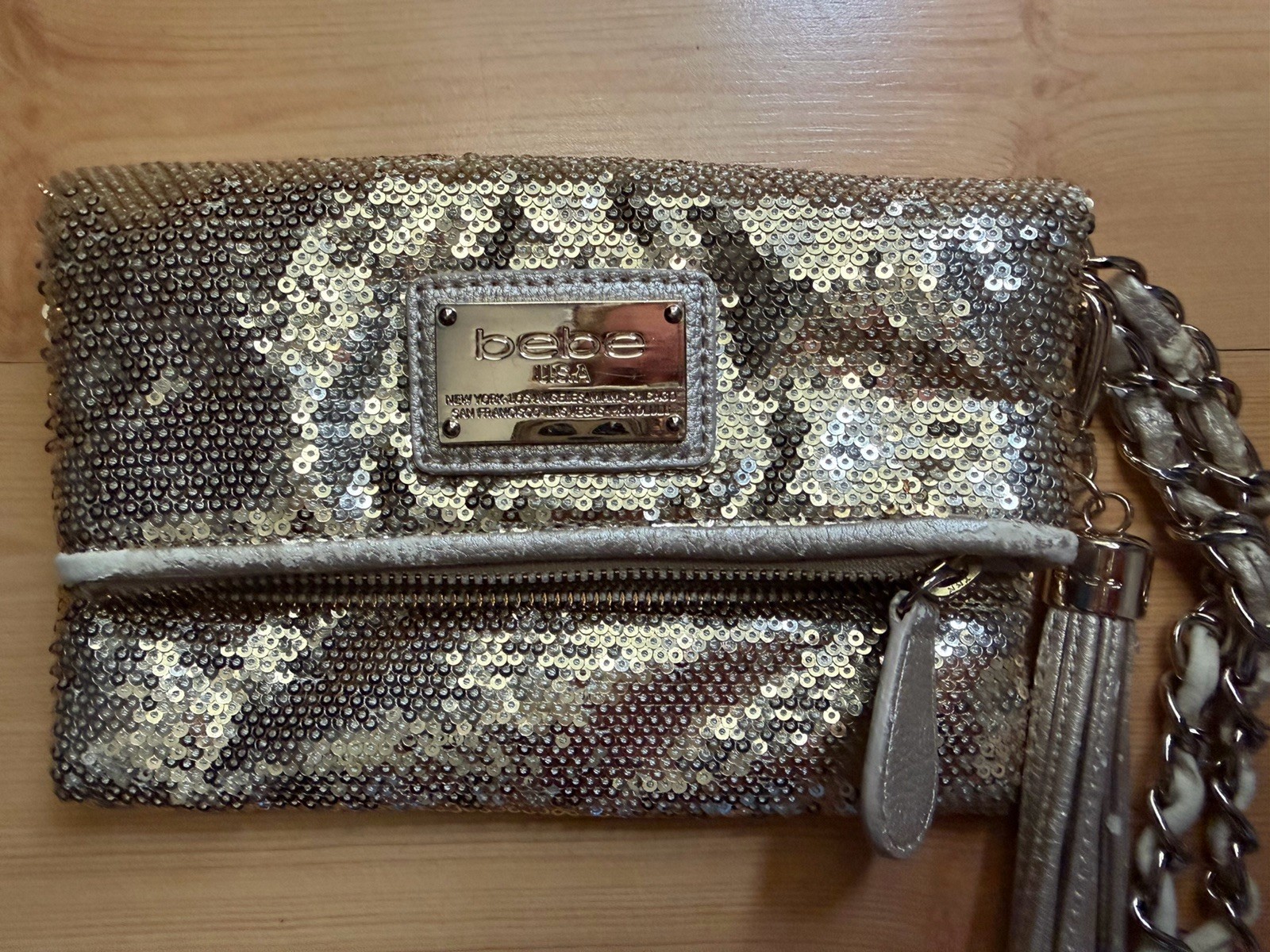 BEBE Wristlet Wallet Clutch Gold Sequin Chain Strap Zip Closure/Snap Closure