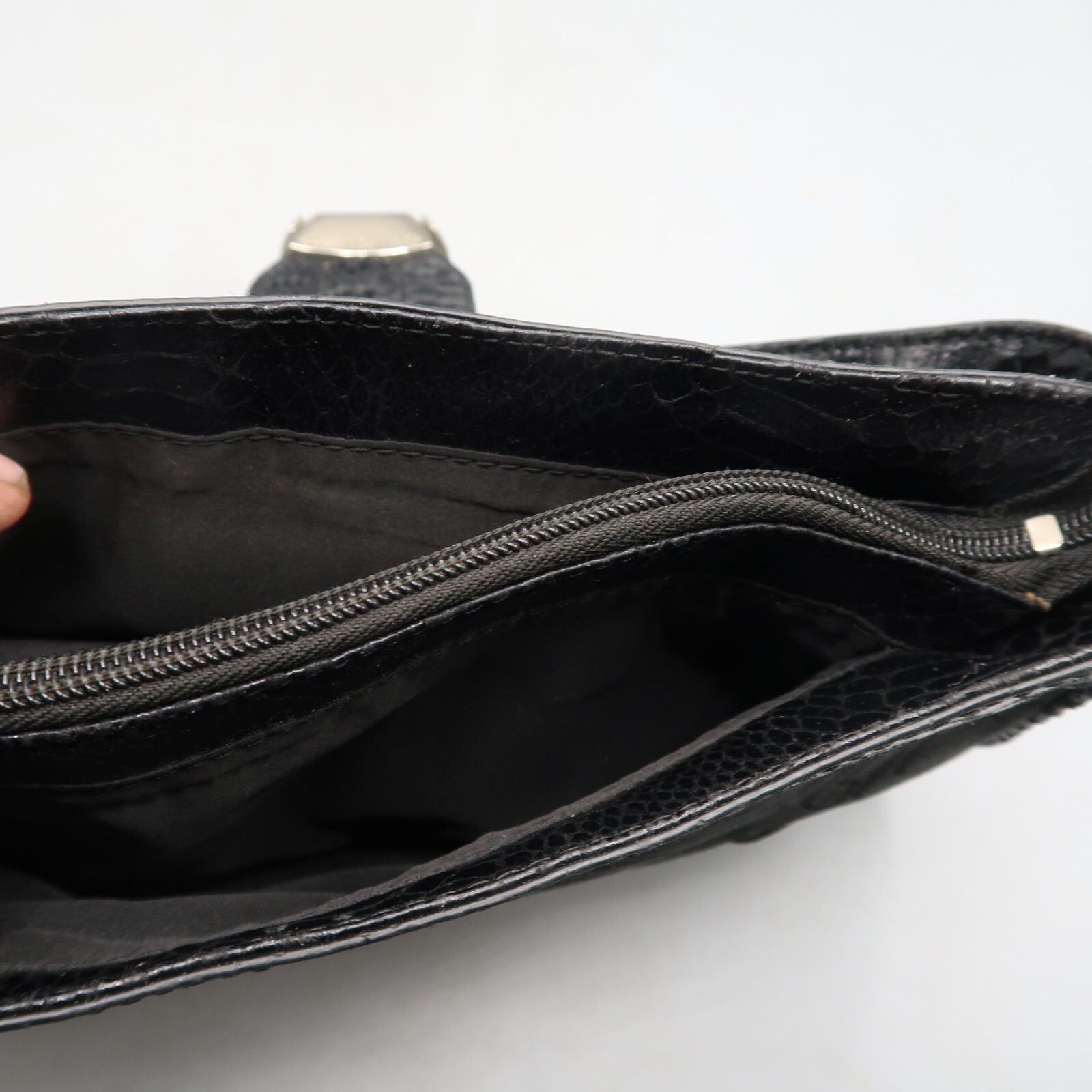 ATTENTION women’s purse handbag black pockets Shoulder Bag Faux Textured Leather