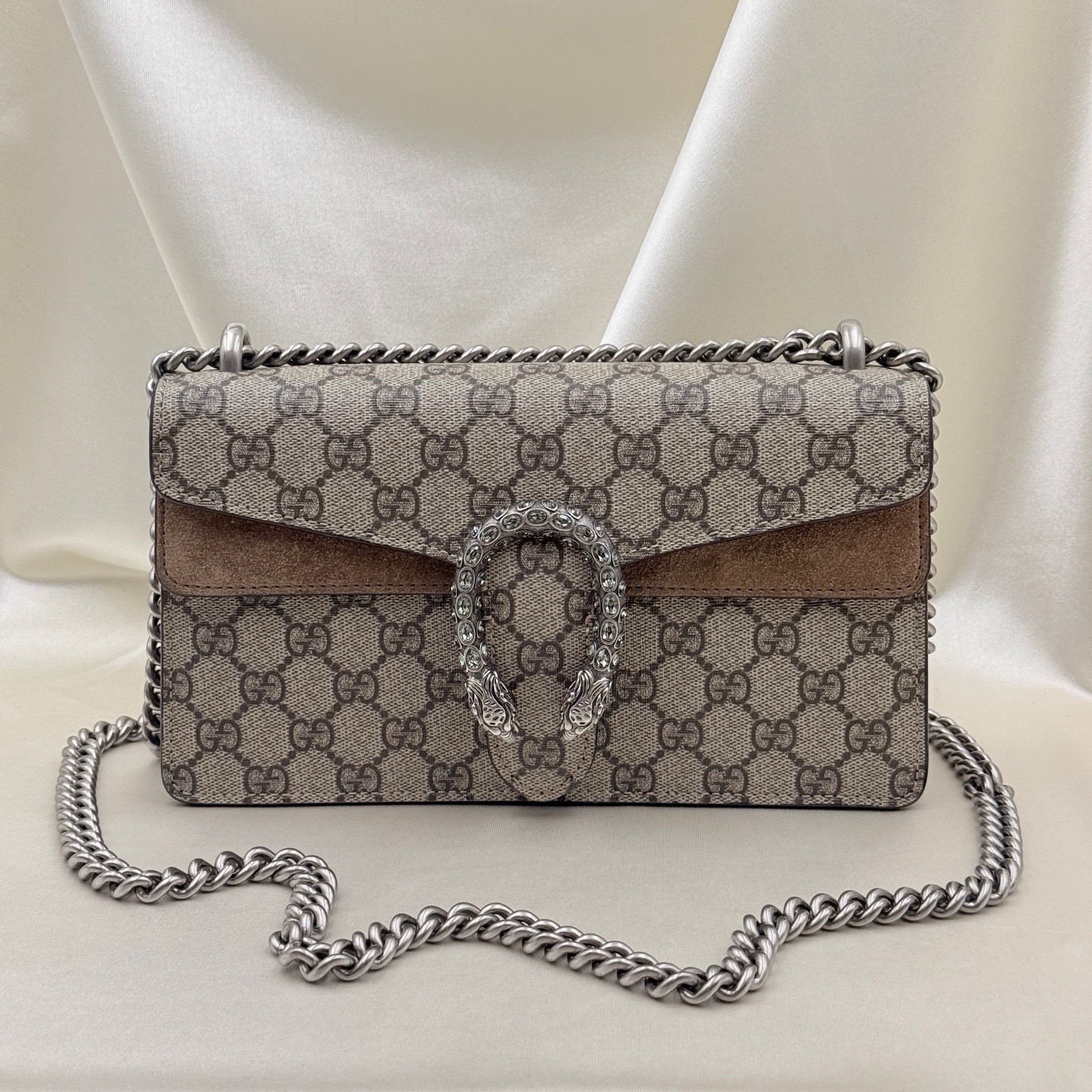 Gucci GG Supreme Canvas Dionysus Small Shoulder Bag
