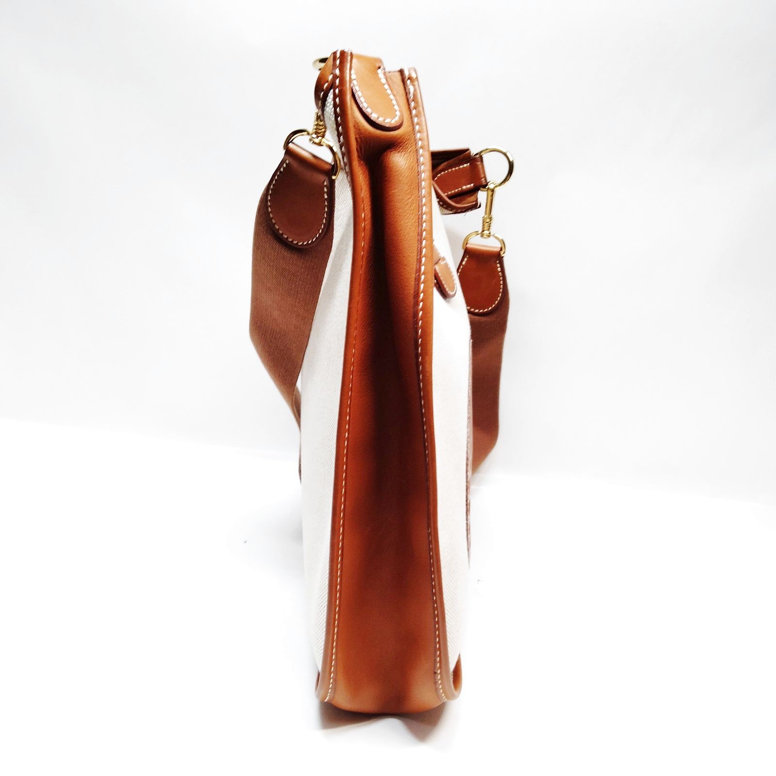 Hermes Shoulder Bag Evelyne. GM Toile Canvas Brown Canvas 2655663