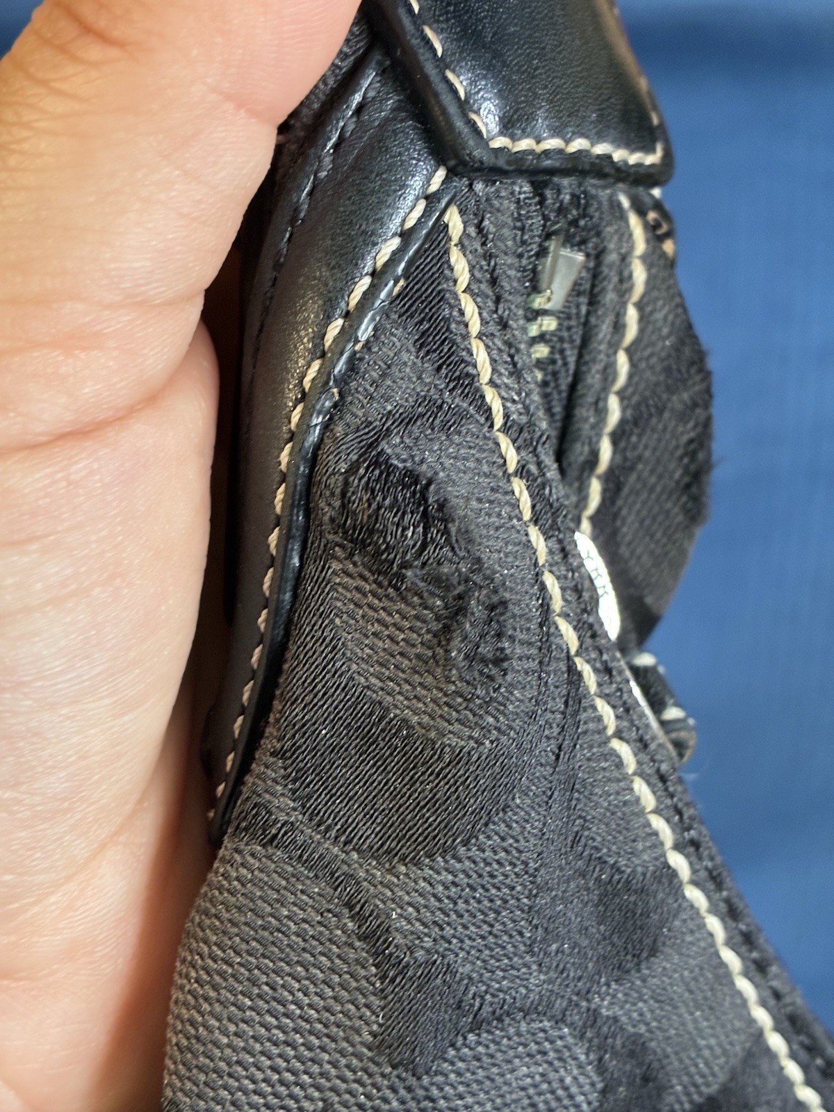 COACH Soho Mini Hobo Bag Black Signature Canvas Rare Vintage Y2K 10599