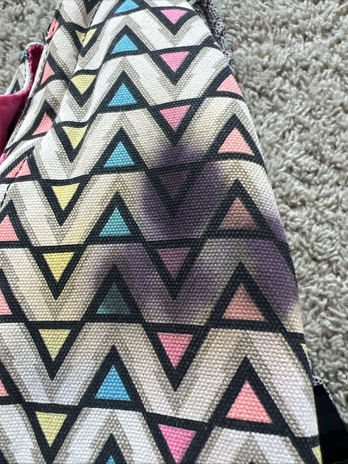 KAVU Original Multi Color Triangles Rope Sling Bag Zippered Pockets EUC