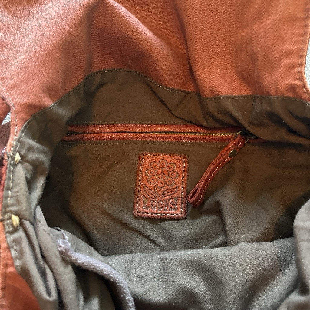 Lucky Brand Brown Shoulder Bag Shoulder Strap Zip Closure Lined Inner Pockets