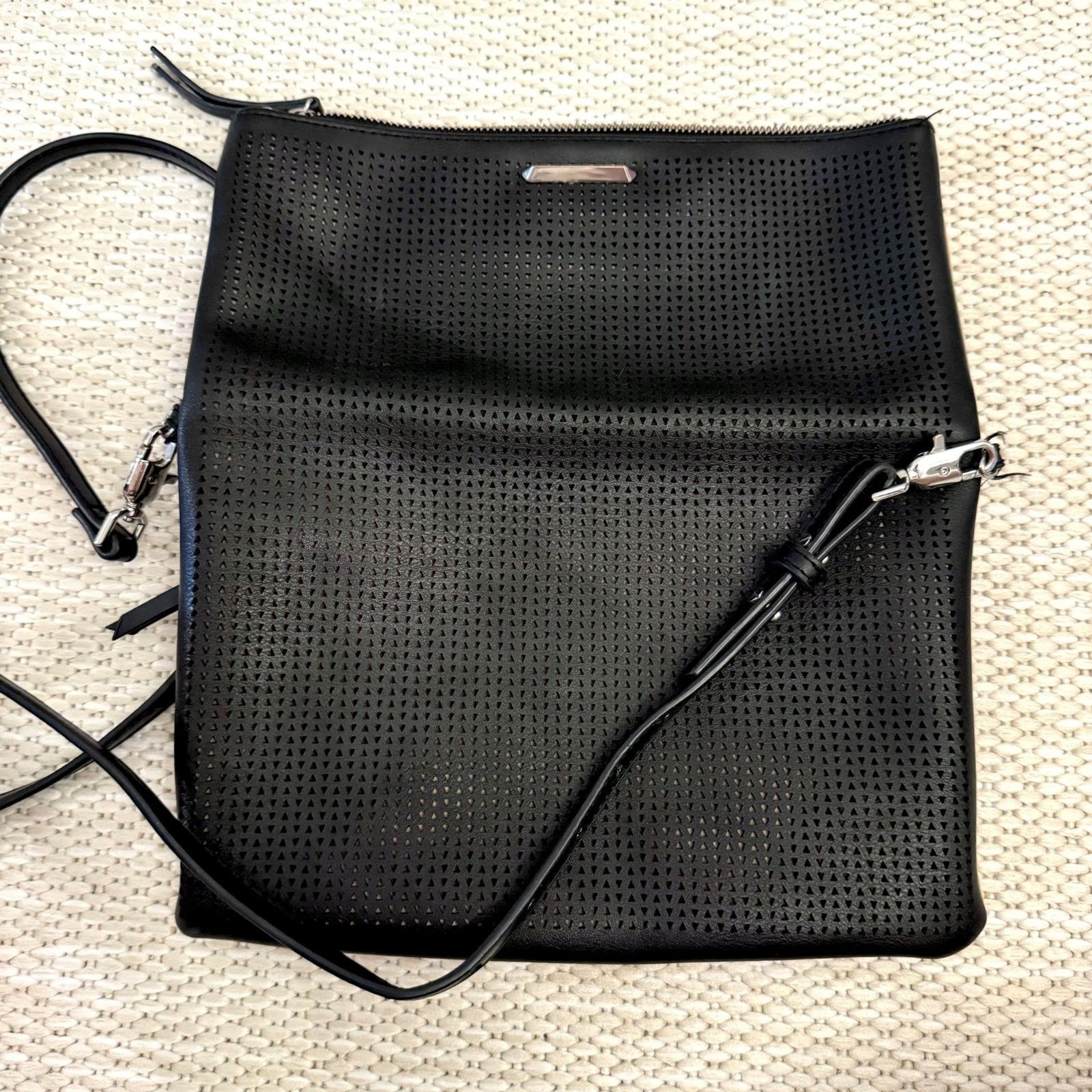 Stella & Dot Waverly Petite Crossbody Bag Black Tan Perforated 3-in-1 Clutch