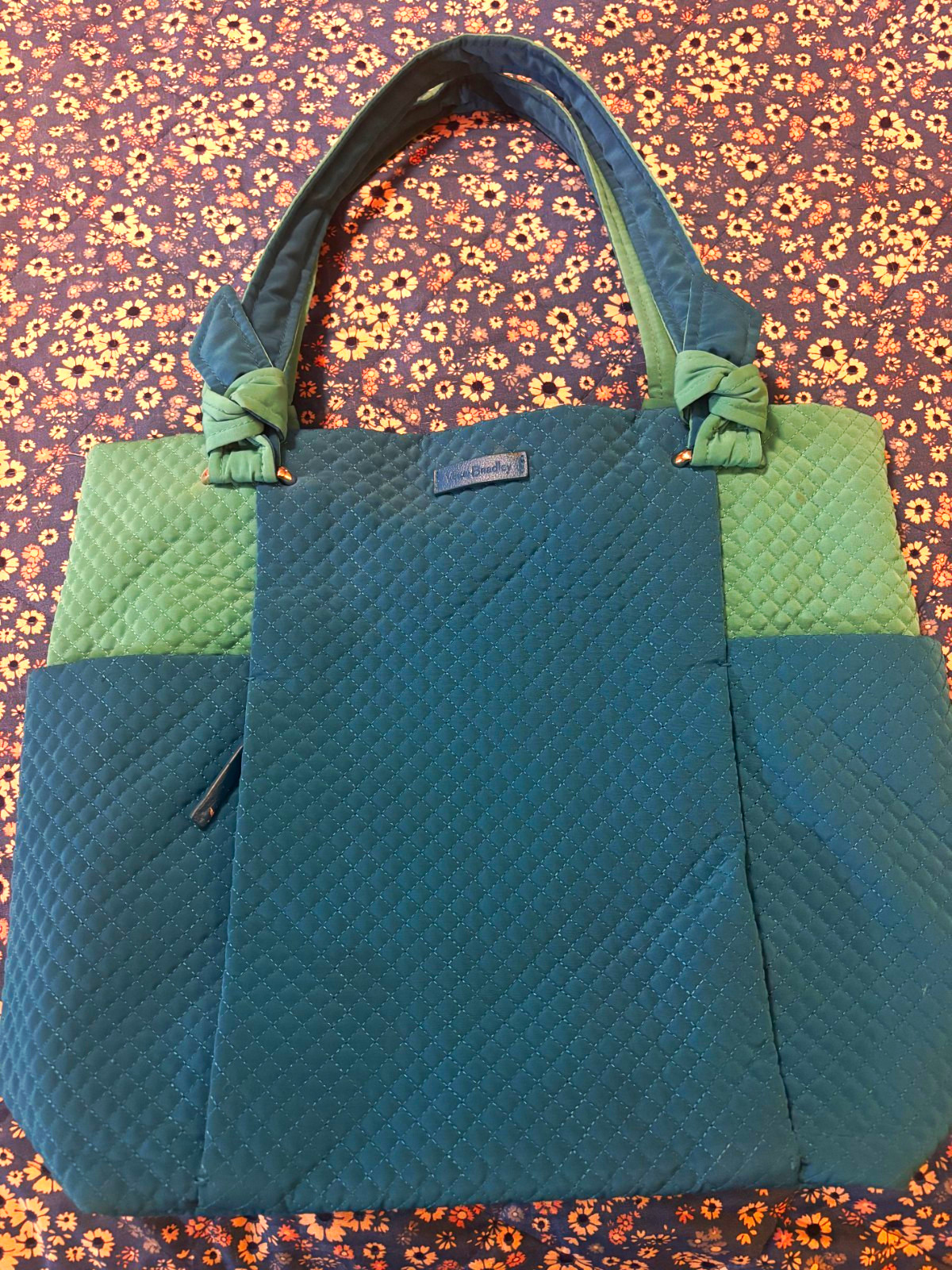 059- Vera Bradley Quilted Floral Tote Bag Blue Green Zip Closure