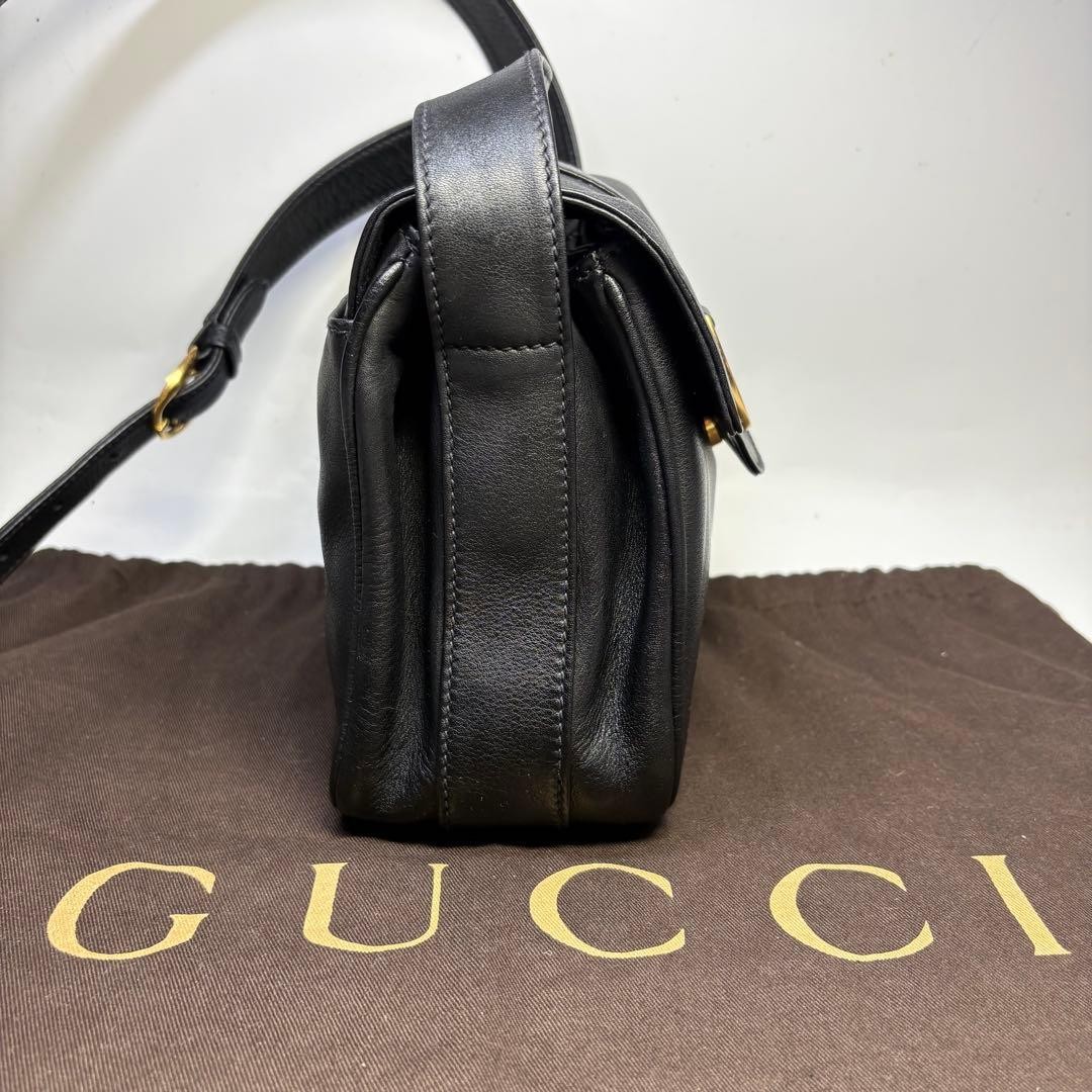 Authentic GUCCI Vintage Horsebit Shoulder Bag Leather Black 19x23cm 10.5cm Strap