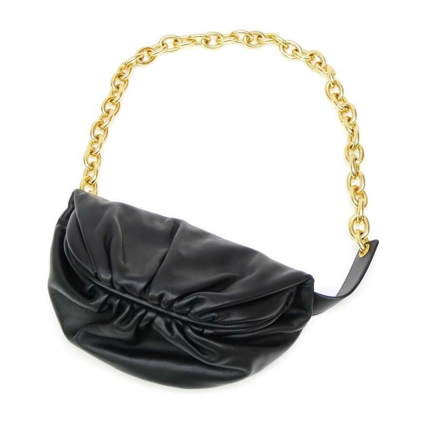 BOTTEGA VENETA Bag: The Chain Pouch Black W23*H14cm w/dust bag;