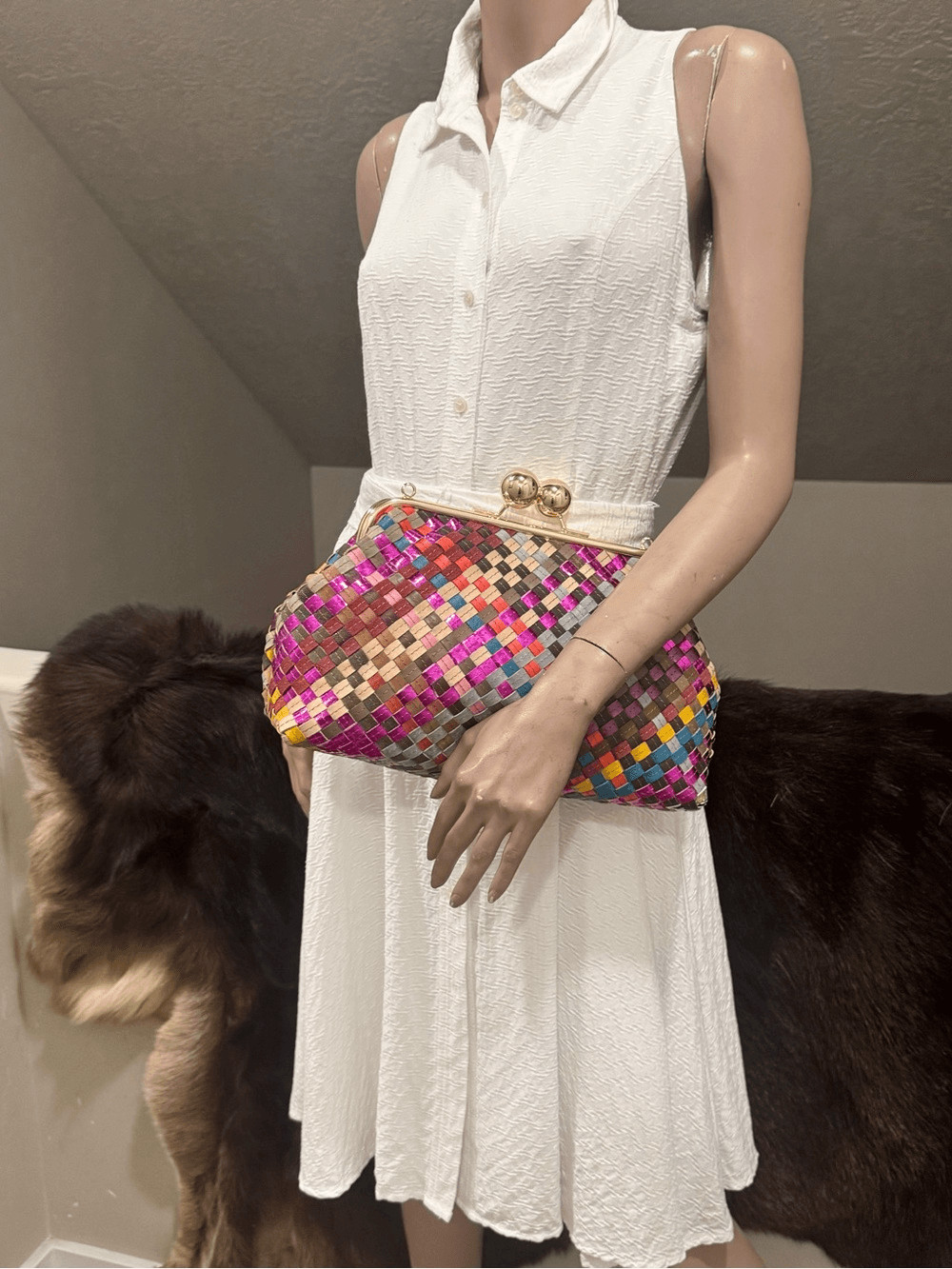 Handmade & Handwoven Leather Retro Style Rare Large Ball kisslock Frame Bag