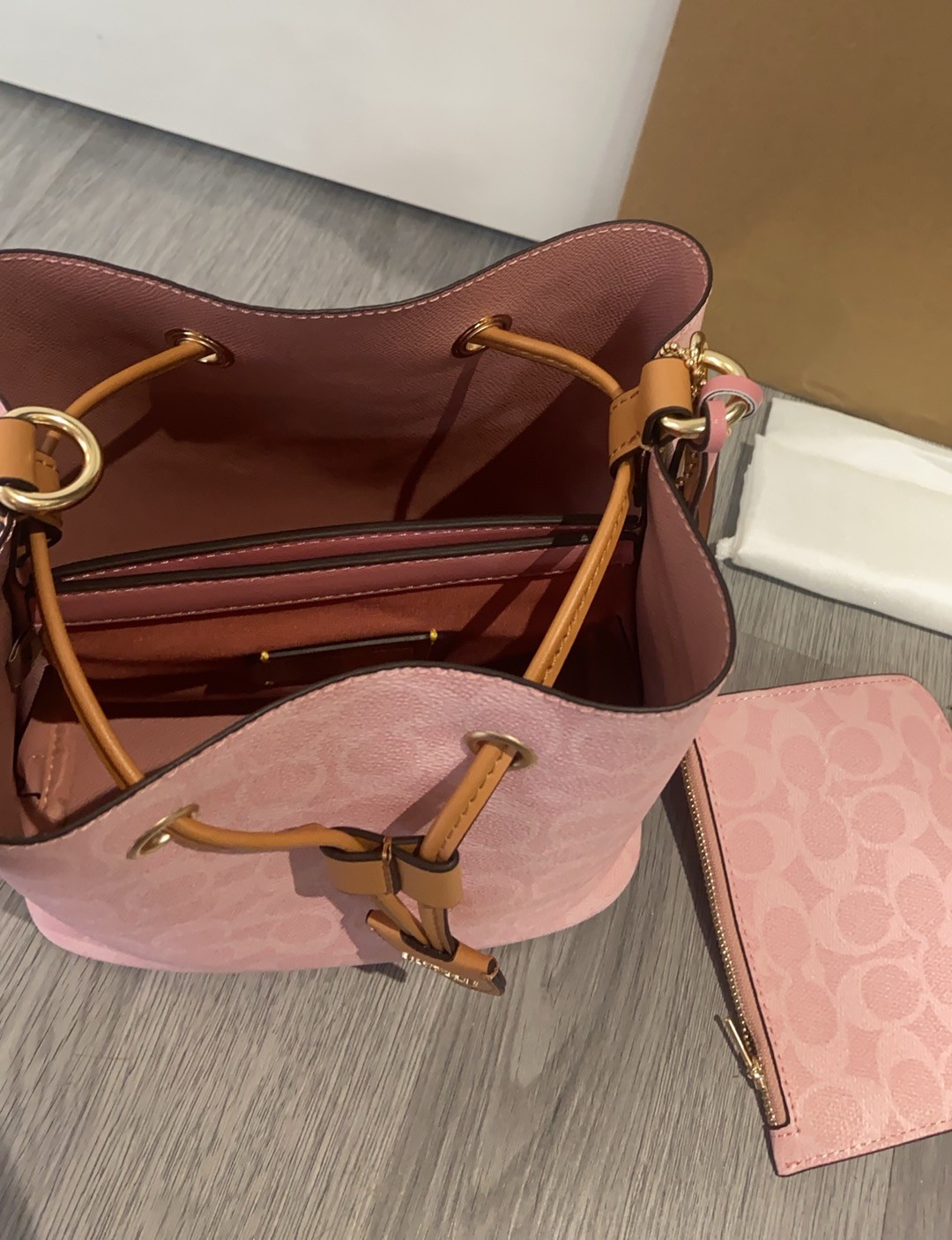 Coach Rowan Bucket Bag CEA23 Signature Powder Pink Charms Crossbody Outlet New