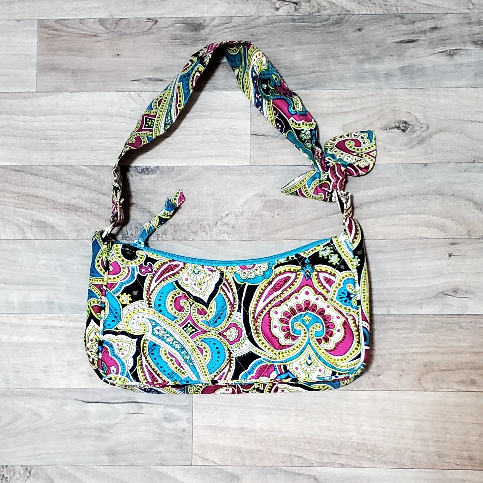 Vera Bradley Daphne Small Shoulder Bag Handbag Purse Approximately 5.5”x10”