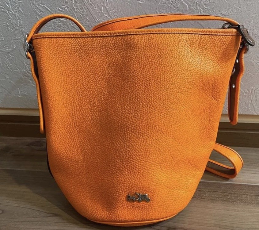 COACH Pebbled Leather Bucket Bag Neon Orange Shoulder Crossbody Authentic