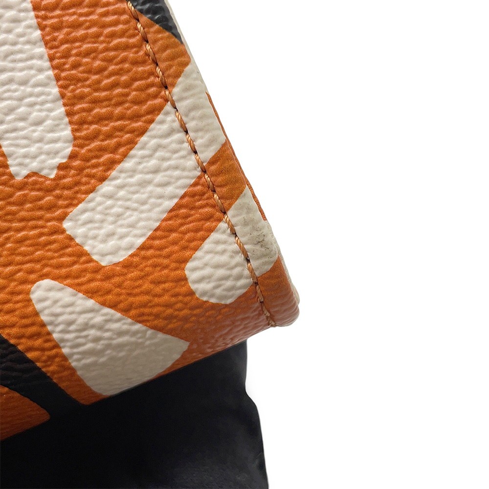 LOUIS VUITTON Onthego Size GM Monogram / Giant / LV Clafoutis Creme caramel …