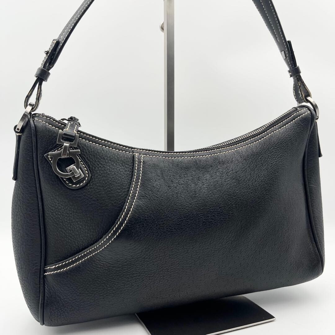 Salvatore Ferragamo Shoulder bag Gancini Black Authentic From Japan