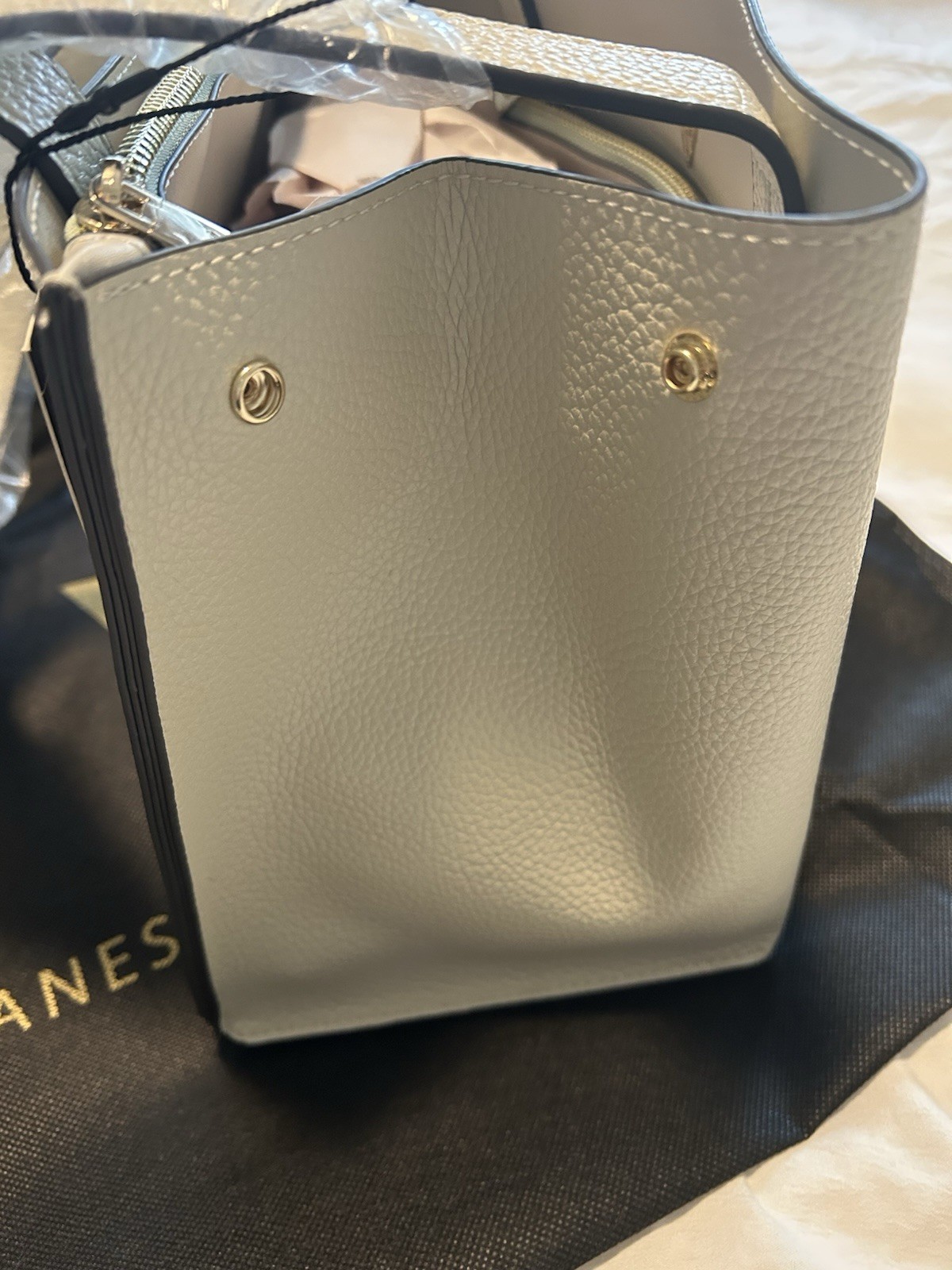 NWT Vanessa Williams Collections 2 Pc Set Tote Bag &Long Zip Wallet Bone W/Mint