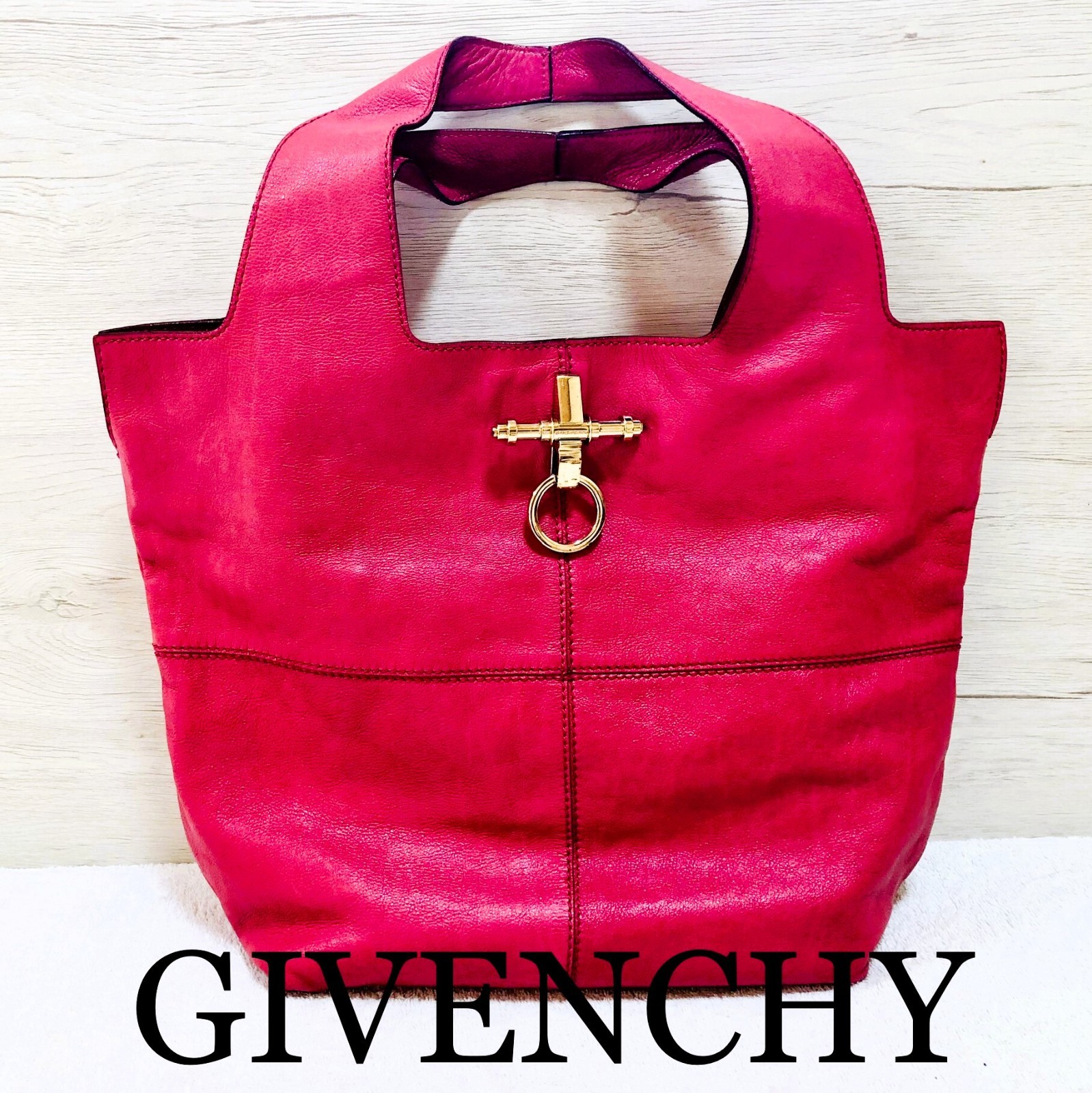 Givenchy Pink Leather Shoulder Bag Elegant Large Tote Style Women’s Luxury Purse