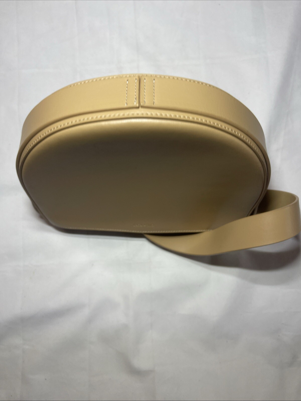 Oak + Fort – Genuine Leather Crescent Bag MSRP: $120 / Color: Tan