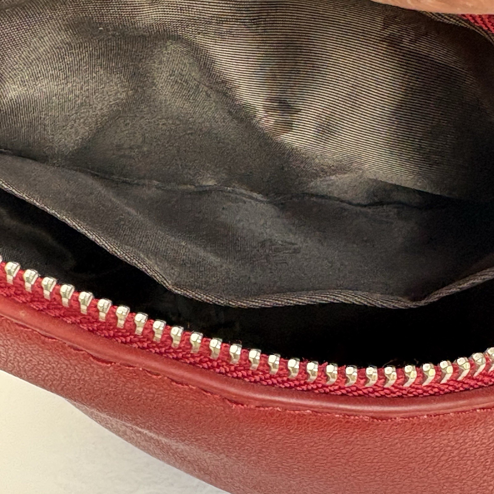 Red Elephant Mini Crossbody Faux Leather Removable Strap Unbranded Inside Pocket